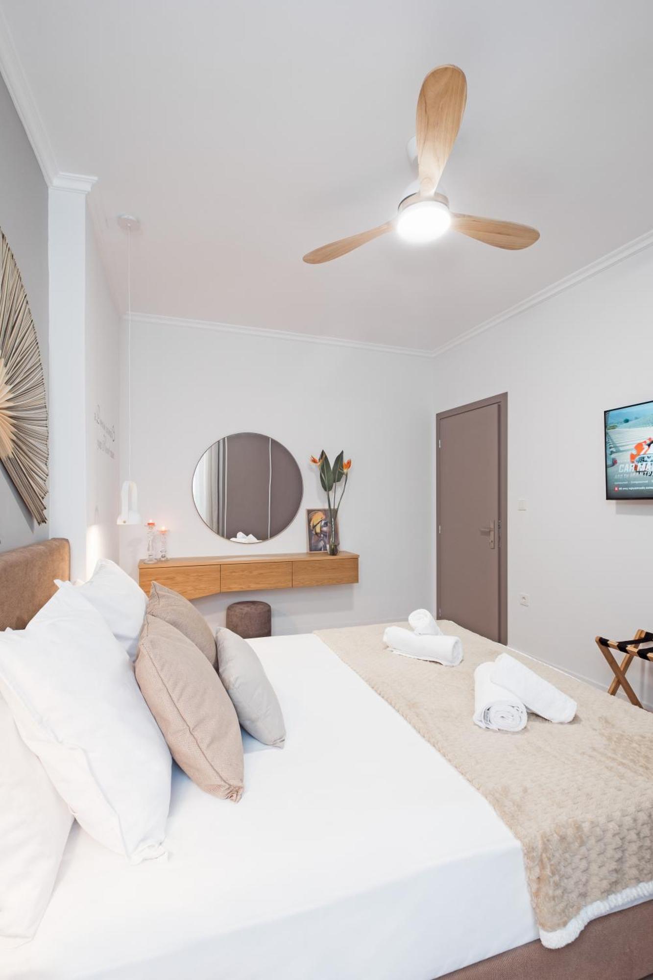Singer Suites Kalamata - Luxury Suites Exteriör bild